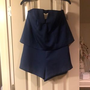 Keepsake navy romper size small